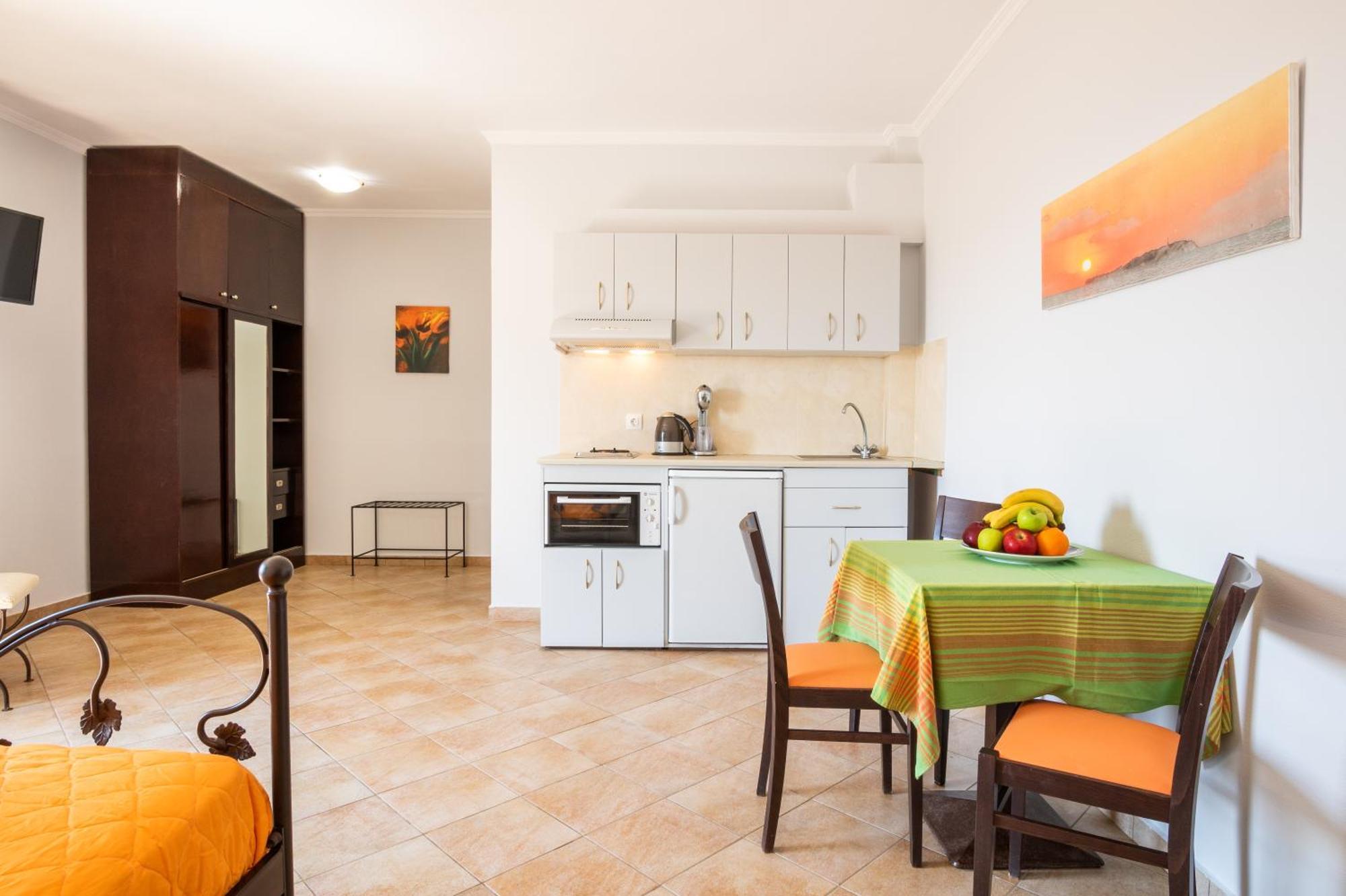 Dilina Studios Arkasa Kamer foto